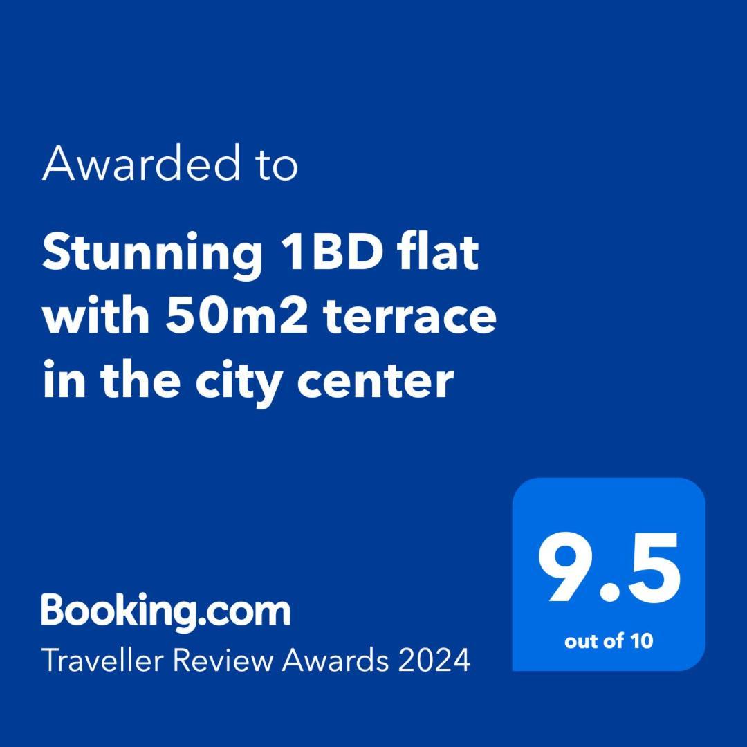 Stunning 1Bd Flat With 50M2 Terrace In The City Center บูคาเรสต์ ภายนอก รูปภาพ